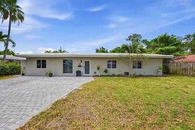 141 SE 8th Street, Pompano Beach, FL 33060 - Photo 1