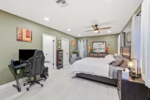 141 SE 8th St, Pompano Beach, FL 33060 - Photo 13