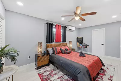 141 SE 8th Street, Pompano Beach, FL 33060 - Photo 29