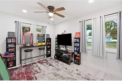 141 SE 8th Street, Pompano Beach, FL 33060 - Photo 13