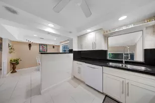2326 Harding St, Hollywood, FL 33020 - Photo 17