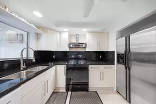 2326 Harding St, Hollywood, FL 33020 - Photo 15