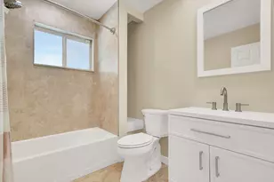 2152 NE 61st Ct, Fort Lauderdale, FL 33308 - Photo 23