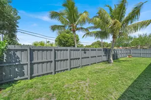 2152 NE 61st Ct, Fort Lauderdale, FL 33308 - Photo 37