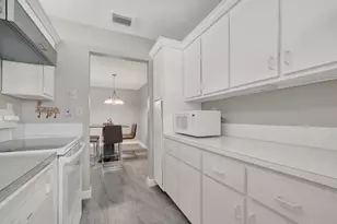 185 High Point Terrace E, Delray Beach, FL 33445 - Photo 7