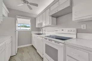 185 High Point Terrace E, Delray Beach, FL 33445 - Photo 5