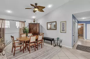 7559 Savannah Ln, Lake Worth, FL 33463 - Photo 11