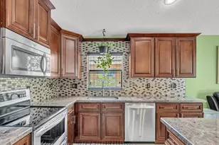 7559 Savannah Ln, Lake Worth, FL 33463 - Photo 25