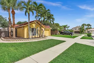 7559 Savannah Ln, Lake Worth, FL 33463 - Photo 3