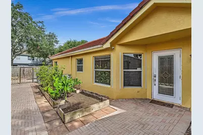 7559 Savannah Lane, Lake Worth, FL 33463 - Photo 5