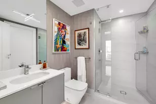 435 Bayshore Dr, Fort Lauderdale, FL 33304 - Photo 13
