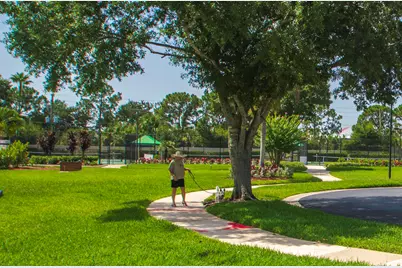 1256 NW Bentley Circle #B, Port Saint Lucie, FL 34986 - Photo 31