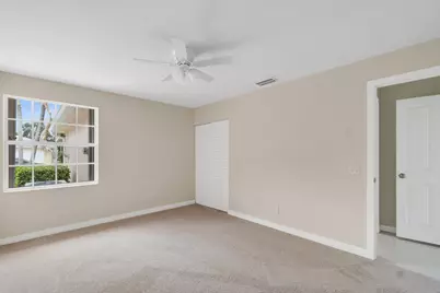 1256 NW Bentley Circle #B, Port Saint Lucie, FL 34986 - Photo 17