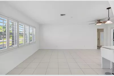 699 NW 16th Avenue, Boca Raton, FL 33486 - Photo 3