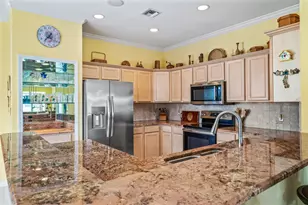 747 Hampton Woods Ln SW, Vero Beach, FL 32962 - Photo 17