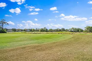 747 Hampton Woods Ln SW, Vero Beach, FL 32962 - Photo 3