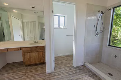 922 SE Thornhill Drive, Port Saint Lucie, FL 34983 - Photo 13