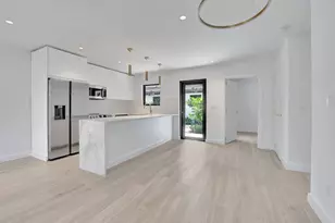 1361 SE 4th St, Deerfield Beach, FL 33441 - Photo 21