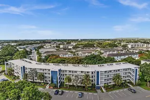 4001 Upminster J, Deerfield Beach, FL 33442 - Photo 5