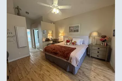 1528 SE Holyrood Lane, Port Saint Lucie, FL 34952 - Photo 5