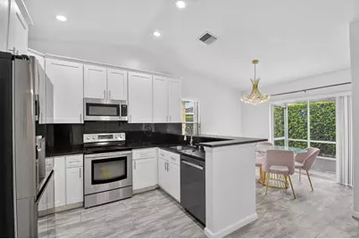 208 Caribe Court, Greenacres, FL 33413 - Photo 9