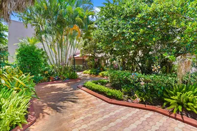 1213 NW 122nd Terrace, Pembroke Pines, FL 33026 - Photo 39