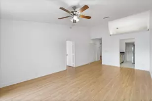 1213 NW 122nd Terrace, Pembroke Pines, FL 33026 - Photo 15