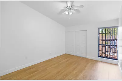 1213 NW 122nd Terrace, Pembroke Pines, FL 33026 - Photo 19