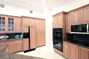 11065 Canary Island Ct, Plantation, FL 33324 - Photo 21