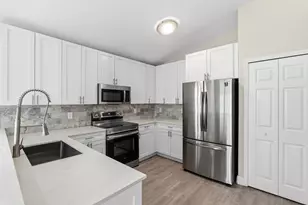 16358 SW 8th St, Pembroke Pines, FL 33027 - Photo 7