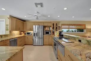 11 Tam Oshanter Ln, Fort Lauderdale, FL 33308 - Photo 25