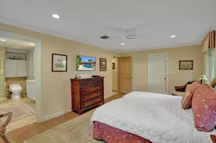 11 Tam Oshanter Ln, Fort Lauderdale, FL 33308 - Photo 5