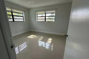 477 NE 35th St, Boca Raton, FL 33431 - Photo 45