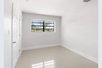 477 NE 35th Street, Boca Raton, FL 33431 - Photo 15