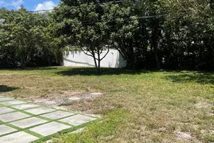 477 NE 35th St, Boca Raton, FL 33431 - Photo 33