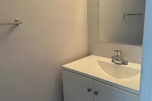 9473 Palm Cir N, Pembroke Pines, FL 33025 - Photo 3