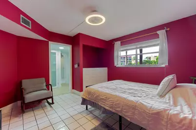 3661 Via Poinciana #211, Lake Worth, FL 33467 - Photo 5