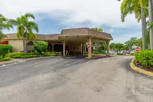 3661 Via Poinciana, Lake Worth, FL 33467 - Photo 29