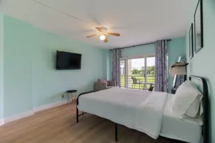 3661 Via Poinciana, Lake Worth, FL 33467 - Photo 13