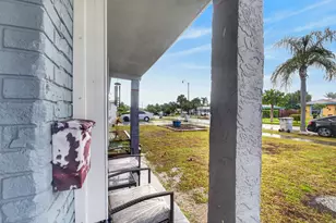 741 NW 17th Ct, Pompano Beach, FL 33060 - Photo 3