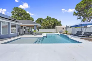 510 SW Halifax Ave, Port Saint Lucie, FL 34953 - Photo 25
