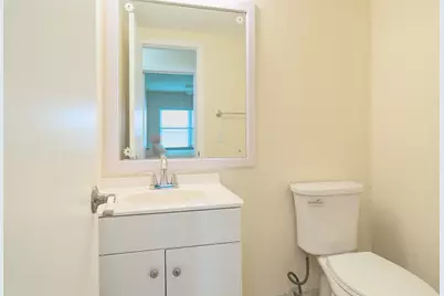 142 Norwich F, West Palm Beach, FL 33417 - Photo 11