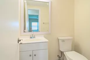 142 Norwich F, West Palm Beach, FL 33417 - Photo 11