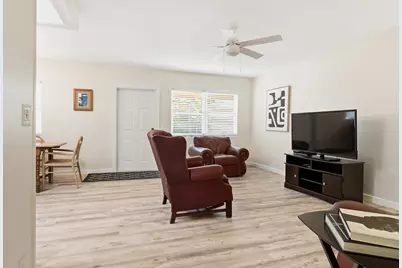 142 Norwich F, West Palm Beach, FL 33417 - Photo 25