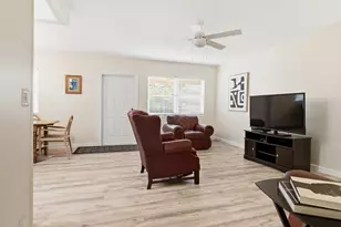 142 Norwich F, West Palm Beach, FL 33417 - Photo 25
