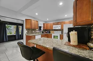 179 SE Soneto Ct, Port Saint Lucie, FL 34983 - Photo 7