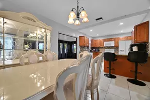179 SE Soneto Ct, Port Saint Lucie, FL 34983 - Photo 3