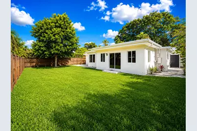 909 SE 14th Drive, Deerfield Beach, FL 33441 - Photo 5