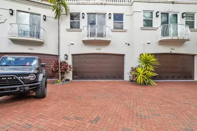 1362 Bayview Drive, Fort Lauderdale, FL 33304 - Photo 51