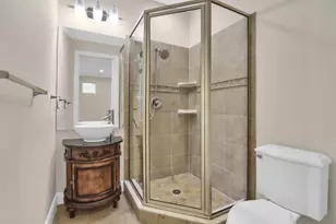 1362 Bayview Dr, Fort Lauderdale, FL 33304 - Photo 33